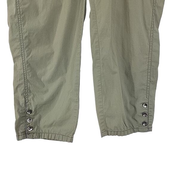 Chico’s Women’s Capris Size 00 (≈ US 2) Green Elastic Waist Cropped Pants - Picture 3 of 7